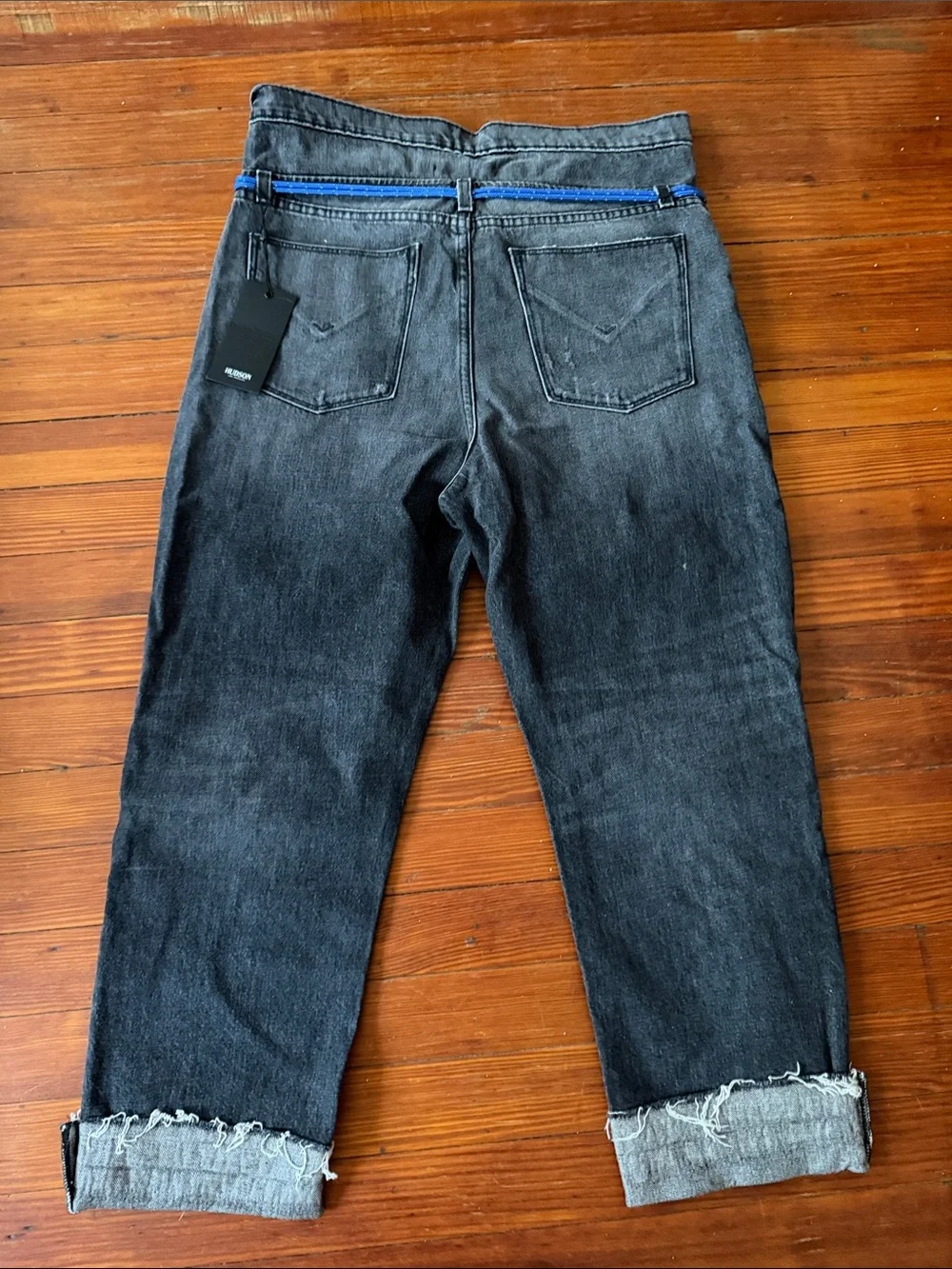 New with tags Hudson Jeans Black Distressed Ripped Denim with Blue Rope Belt 30 - Picture 2 of 2
